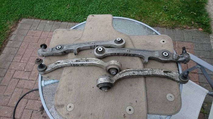 Audi a6 c6 diesel petrol Genuine AUDI lower suspension wishbone control arms.ball joints bushes.S-line 2.0tdi, 2,7 tdi, 3.0 tdi, 2.0 tfsi, 2.4, 3.0 petrol. Parts breaking