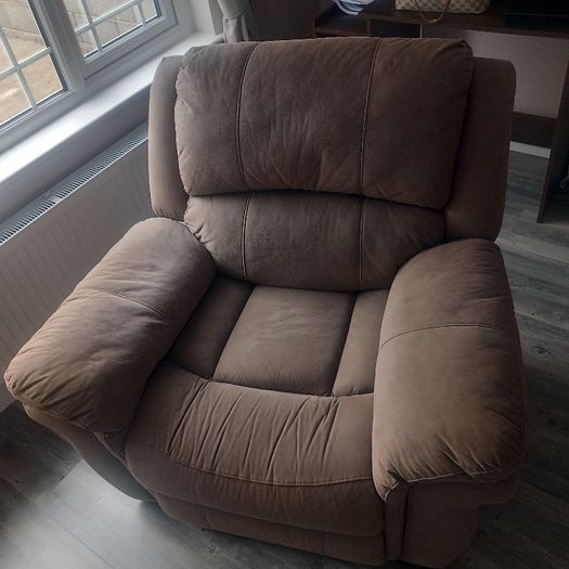 2 seater recliner sofa & arm chair