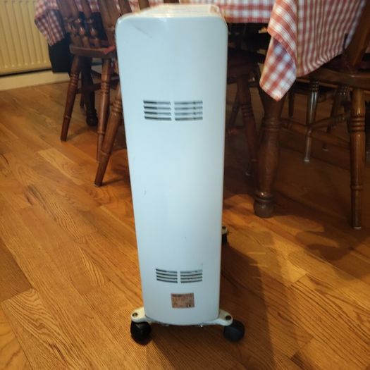 DeLonghi Radiator