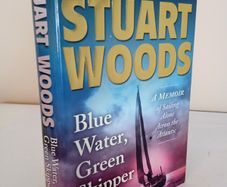 Blue Water, Green Skipper: A Memoir of Sailing Alone Across the Atlantic by Stuart Woods (HQ656)