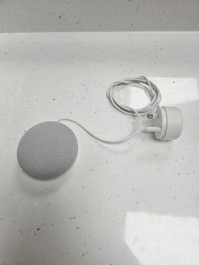 Google Home Mini (1st gen), chalk/grey