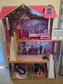 Amelia wooden doll house