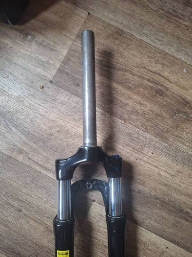 Hybrid front suspension