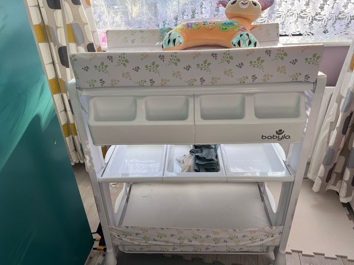 Babylo Changing Table and Bath, Bath Insert