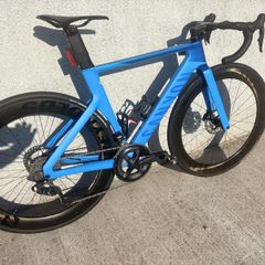 Canyon Aeroad CF SLX 8 Disc Di2
