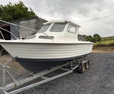 23ft Manxman cabin boat
