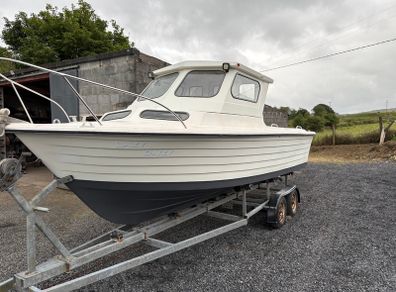 23ft Manxman cabin boat