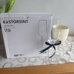 champagne glass with bow details