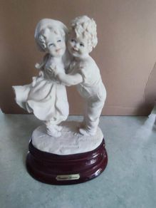 Very Rare Found Capodimonte Figure Girl & Boy Hugging