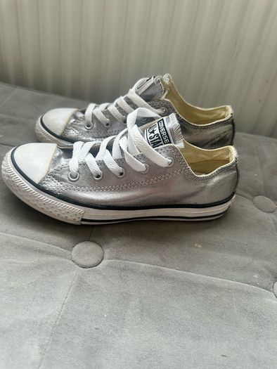 soccer shoes