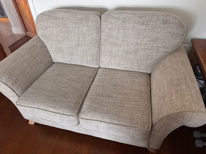 laurel sofa