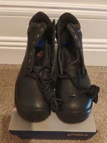 Black ASICS  shoes