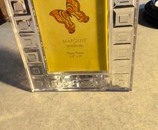 Marquis by Waterford photo frame features a distinctive cubic geometric pattern cut into clear crystal 3.5 x 5 inches,