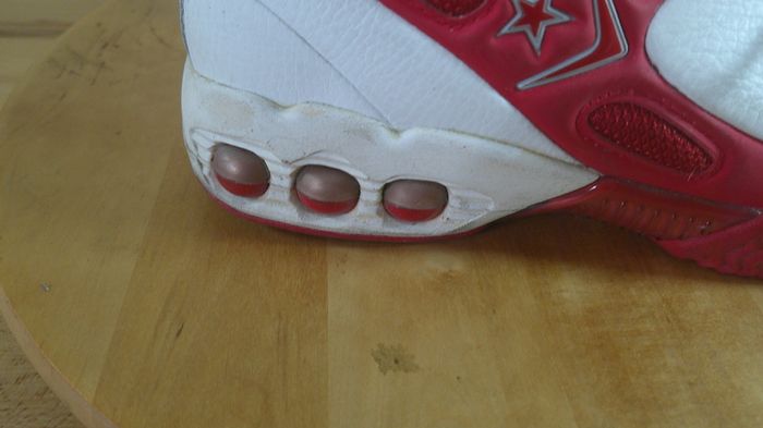 Vintage Converse All Star Icon HELX Basketball Shoes White Red Euro 40 UK \ Ire 6