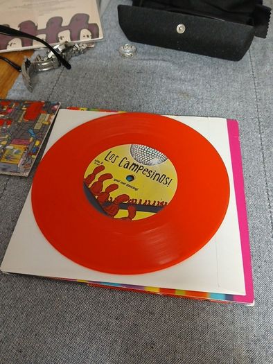 Los Campesinos 7" Red Vinyl Complete with postcards
