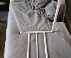 Bed rail