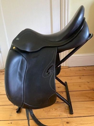 Dressage Saddle
