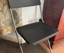 Foldable chair x2