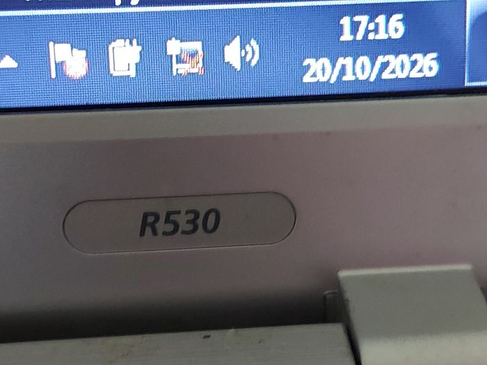 Samsung R530, Red, Intel Pentium Dual Core CPU T4400, 2.2GHz, Windows 7 Ultimate 32 bit, 4GB Ram, 150GB HDD, Opera, Chrome and VLC