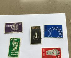 5 Irish definitive stamps