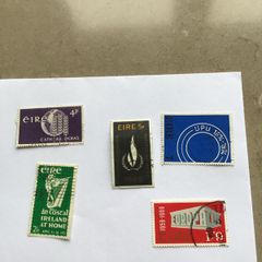 5 Irish definitive stamps