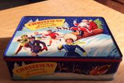 Christmas Biscuit Tin