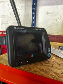 Navman Tracker 950