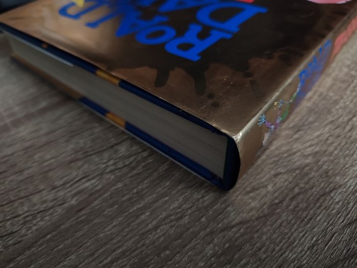 The Roald Dahl Treasury ! by Roald Dahl ! Beautiful Hardcover with Illustrations ! 2016 ! by Puffin !