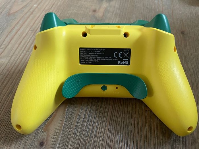 controller  special edition nintendo , PC and Mobile