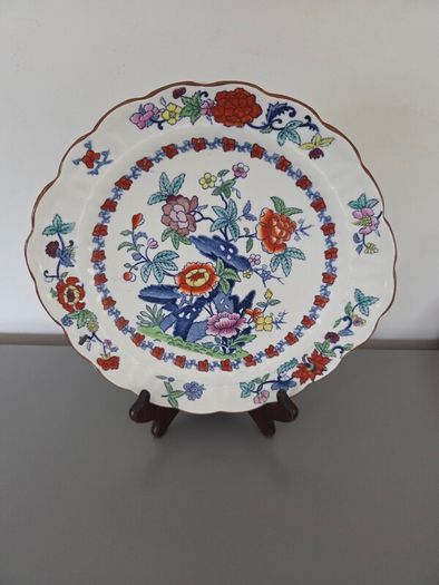 Serving Plate Booths "The Pompadour"
