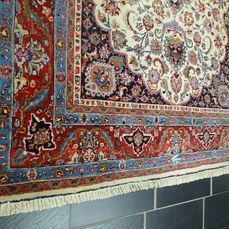 Huge P.ersian Medallion Rug 3.55m x 2.55m (MED)