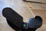 Foot stretcher