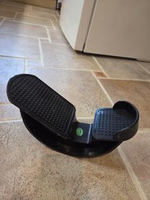 Foot stretcher