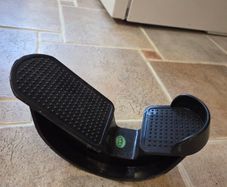 Foot stretcher