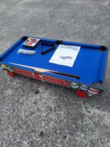 Childs 3ft table top pool table