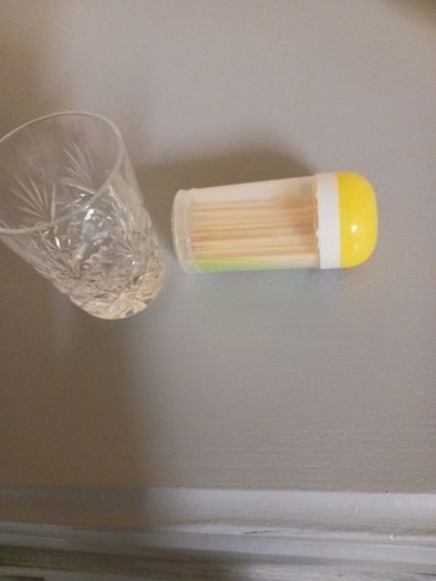 crystal tooth pick holder