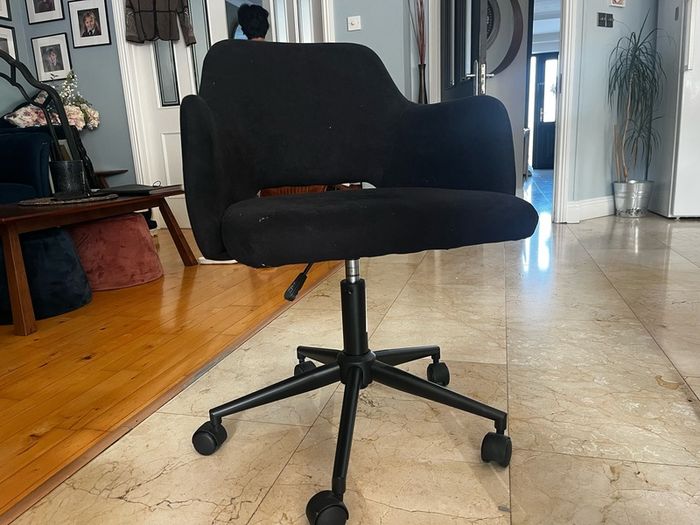 Velvet adjustable spinning desk chair