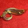 gold tone brooch Image 3