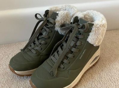 Winter Shoes Skechers