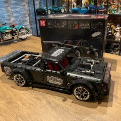 MouldKing 1:8  Pick-up Gas Monkey style / Technic Bricks