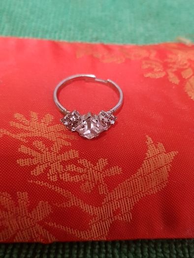 Adjustable Ring
