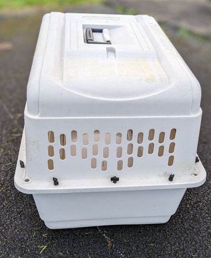 Petmate Sky Kennel - for cat or dog