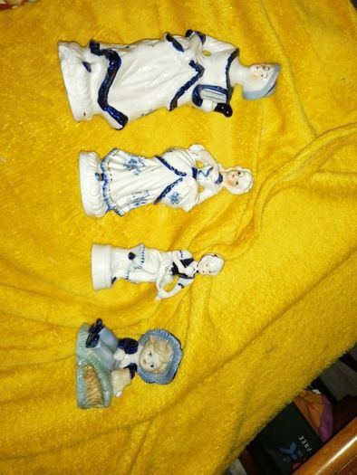 4 Porcelain Figurines