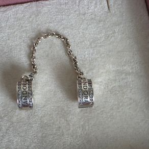 Pandora logo safety chain perfect condition fully hallmarked
