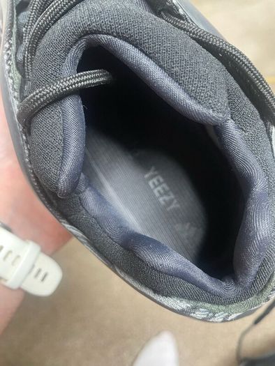adidas Yeezy 700 V3 Alvah Black UK 9.5 / EU 44