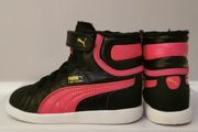 Girl's PUMA shoes size UK 7 (worn)