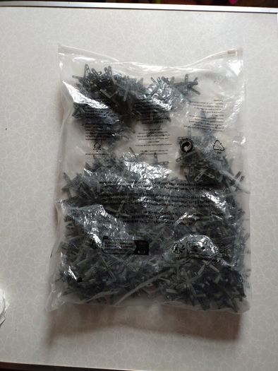 Bag Of Tile Spacers (new).