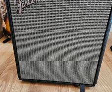 Fender Rumble 100 V3 Bass Combo