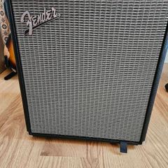 Fender Rumble 100 V3 Bass Combo