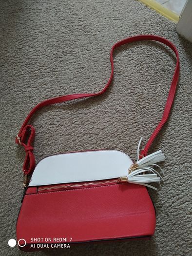 Shoulder bag